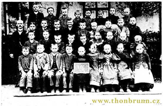Školní dítka 1897